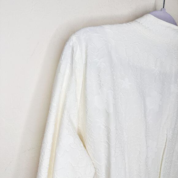 NWT J Crew Embroidered Floral Long Sleeve Tie Waist Cream Utility Romper 14 - Picture 11 of 16